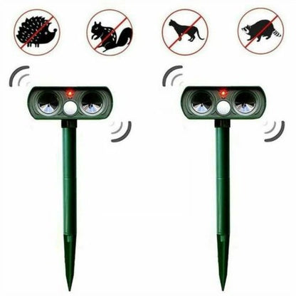 Infrared Solar Powered Animal Pest Repeller, 1 Repeller