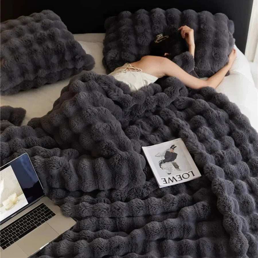All Season Blanket with Elegant Design