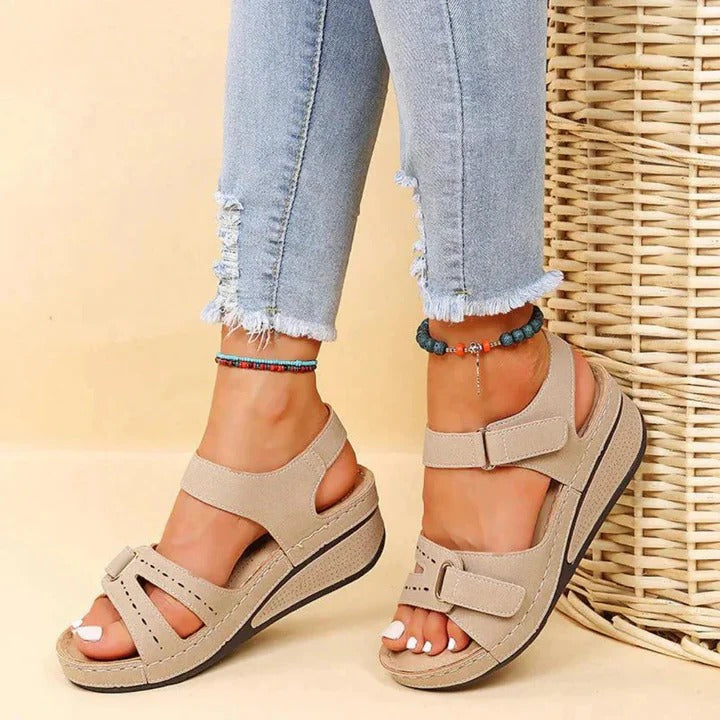 Women’s Sandals with Contoured Footbed and Open Toe Design