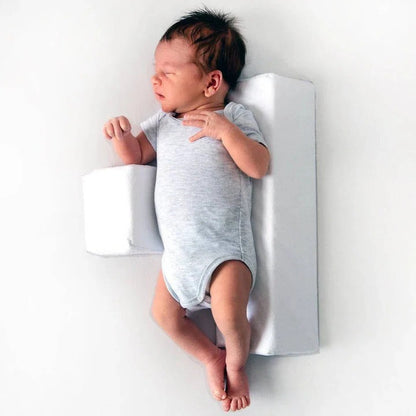 Infant Side Sleeper Wedge with Adjustable Width