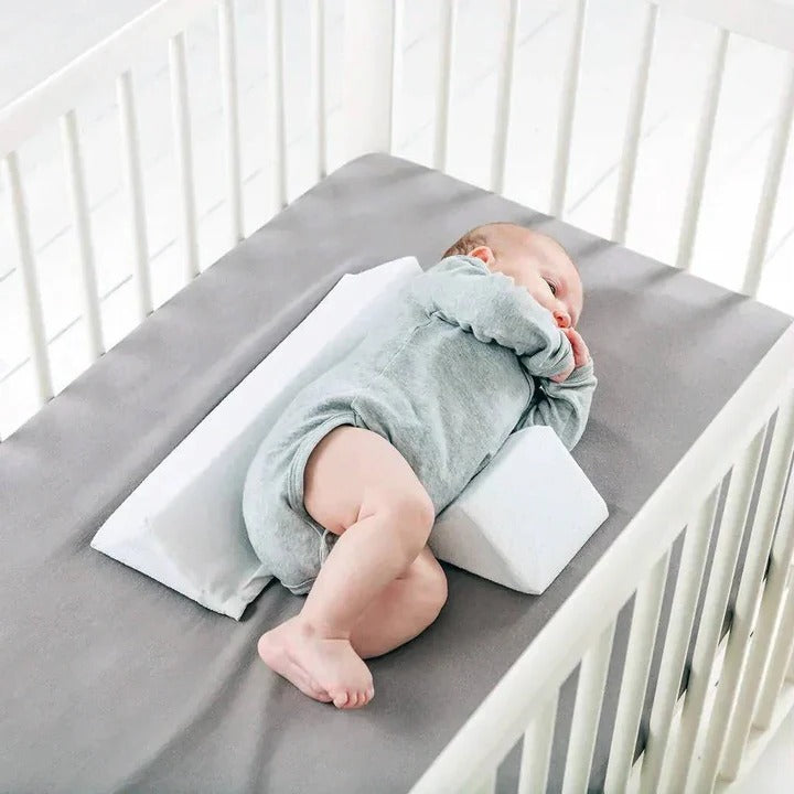 Infant Side Sleeper Wedge with Adjustable Width