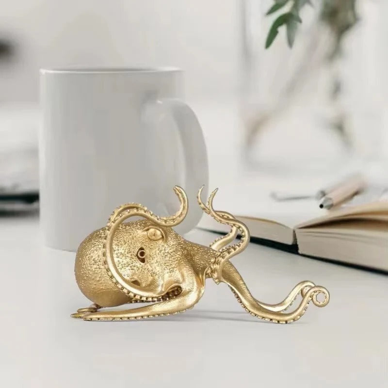 Octopus Shaped Desk Organizer and Mobile Phone Holder