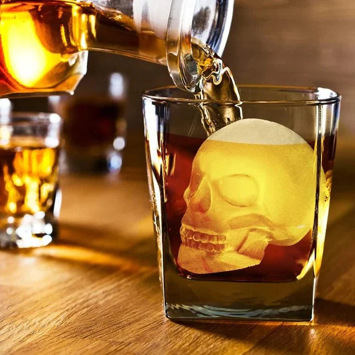 Skull Shaped Silicone Ice Cube Tray with 10 Cavities for Themed Drinks