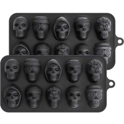 Skull Shaped Silicone Ice Cube Tray with 10 Cavities for Themed Drinks