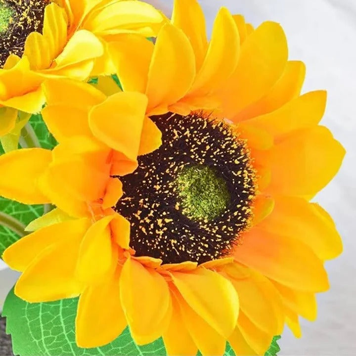 USB Rechargeable LED Sunflower Lamp with Adjustable Stem